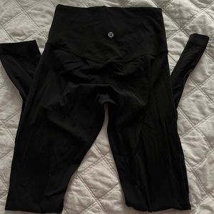 Black Lululemon Align Leggings 28’